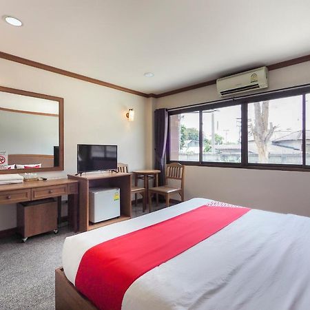 Oyo 859 Golden Land Hotel Chiang Rai Dış mekan fotoğraf