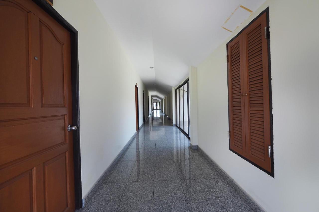 Oyo 859 Golden Land Hotel Chiang Rai Dış mekan fotoğraf