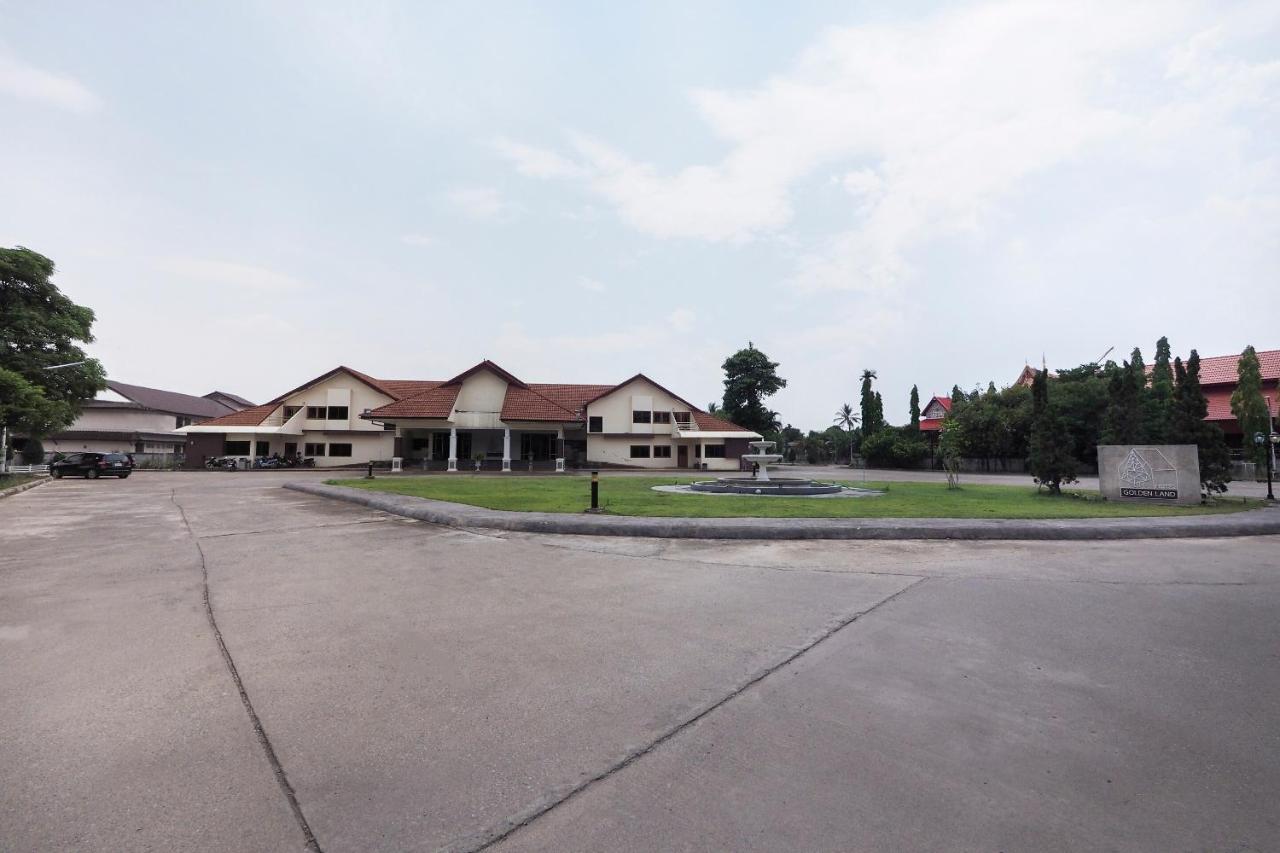Oyo 859 Golden Land Hotel Chiang Rai Dış mekan fotoğraf