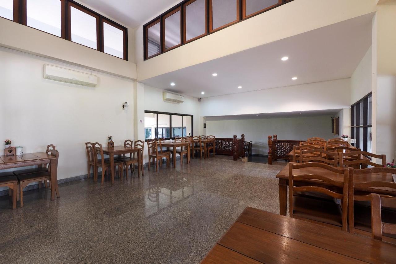 Oyo 859 Golden Land Hotel Chiang Rai Dış mekan fotoğraf