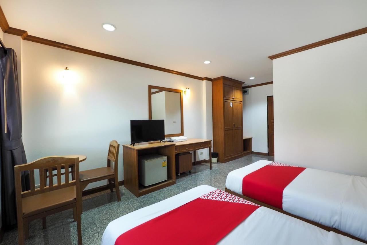Oyo 859 Golden Land Hotel Chiang Rai Dış mekan fotoğraf