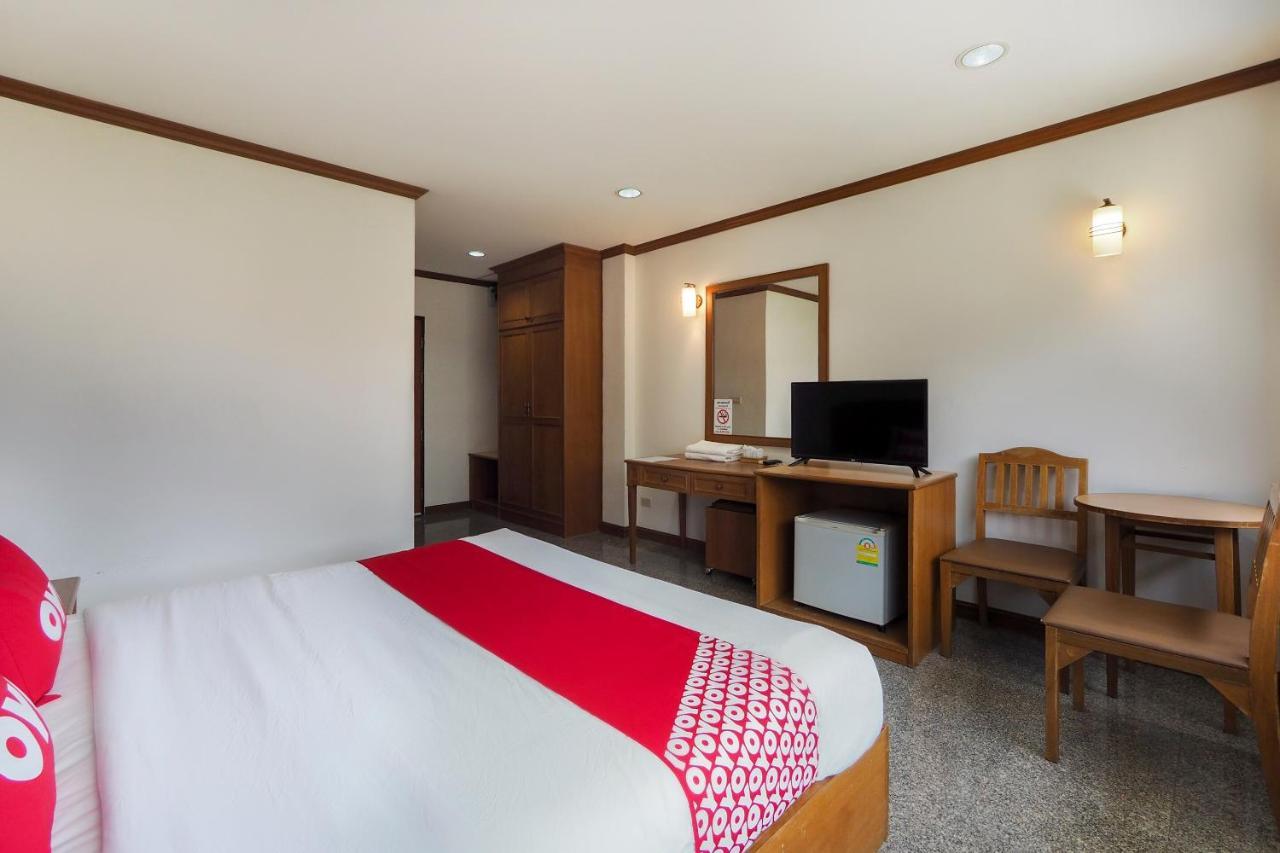 Oyo 859 Golden Land Hotel Chiang Rai Dış mekan fotoğraf