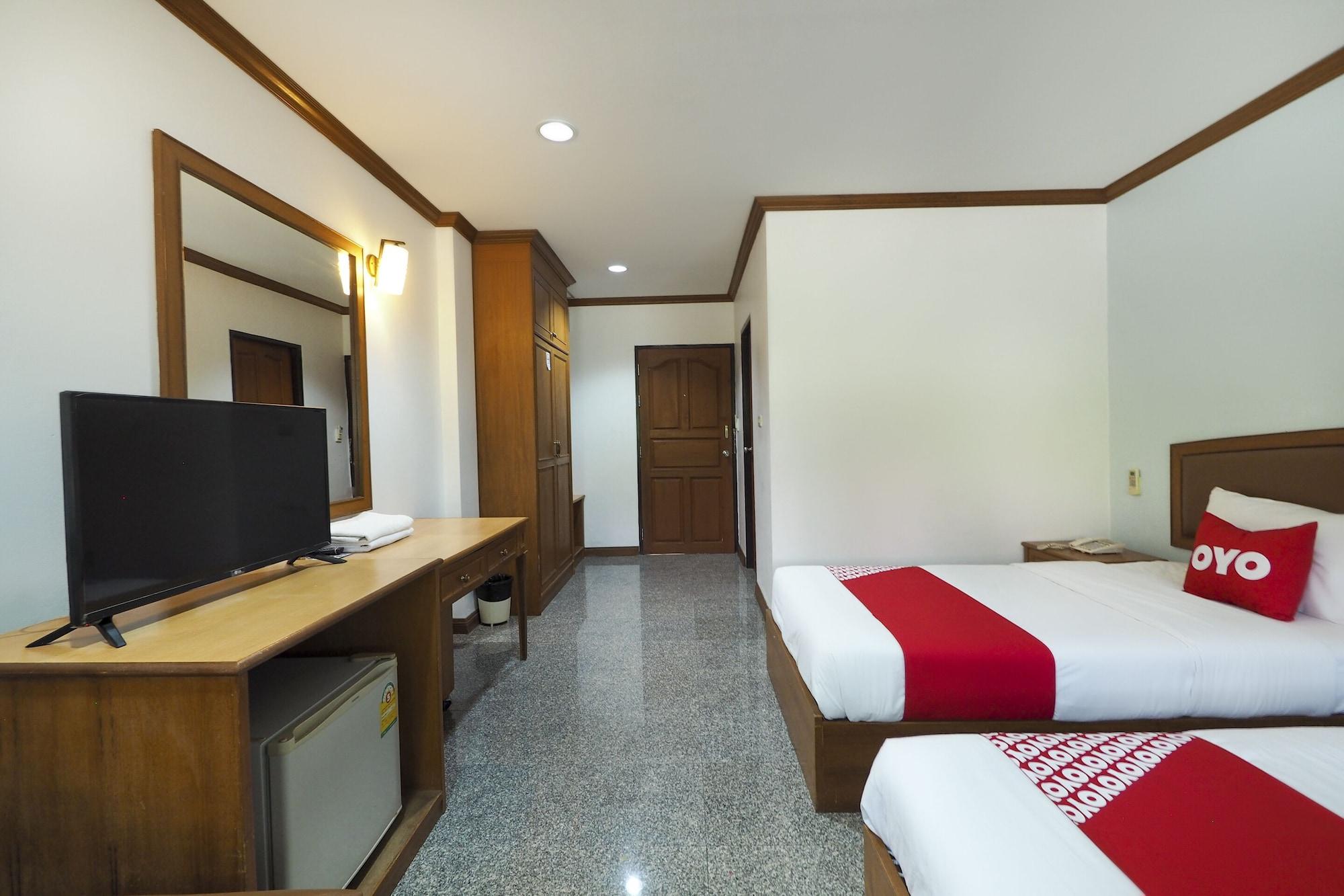 Oyo 859 Golden Land Hotel Chiang Rai Dış mekan fotoğraf