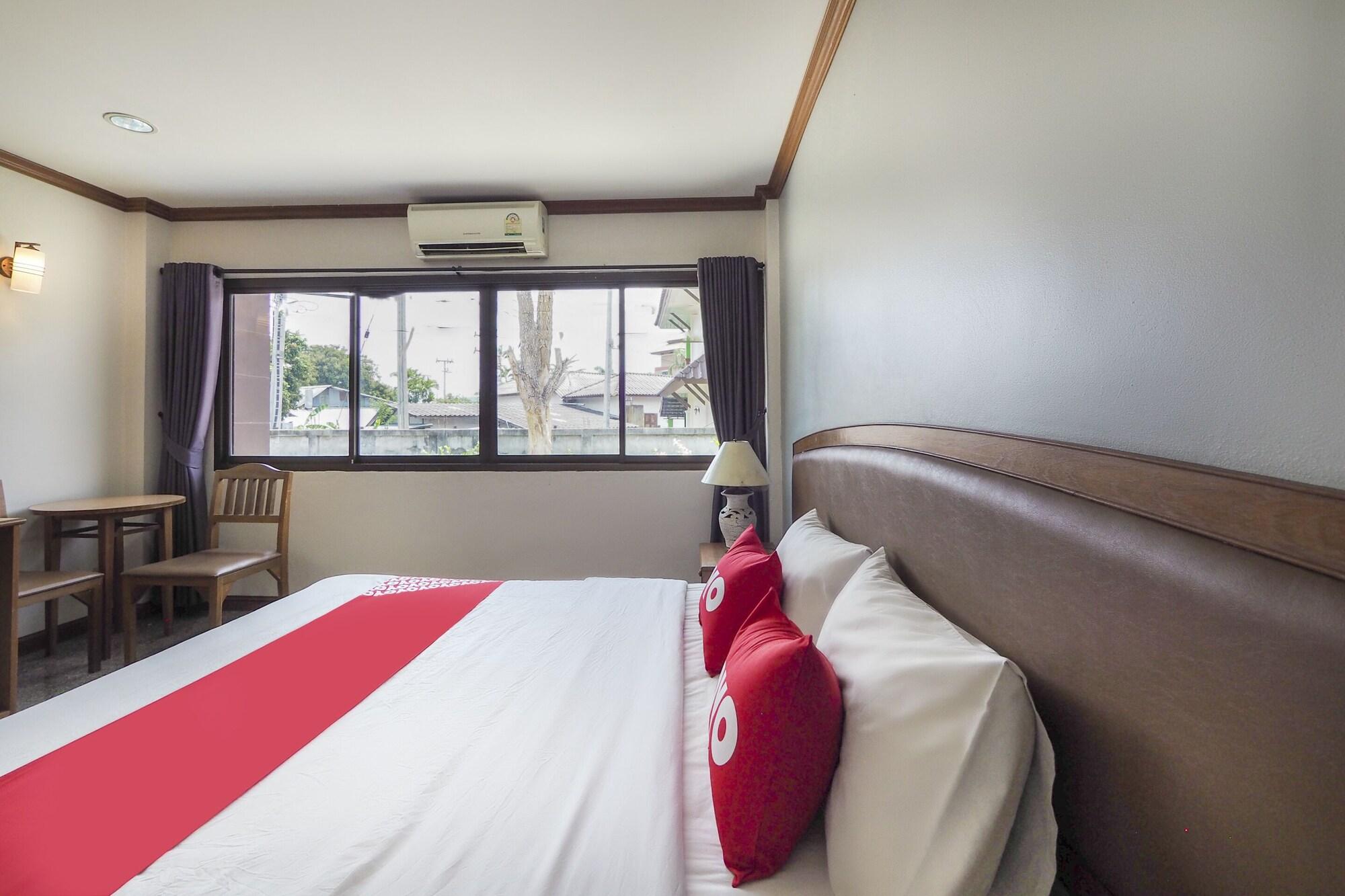 Oyo 859 Golden Land Hotel Chiang Rai Dış mekan fotoğraf