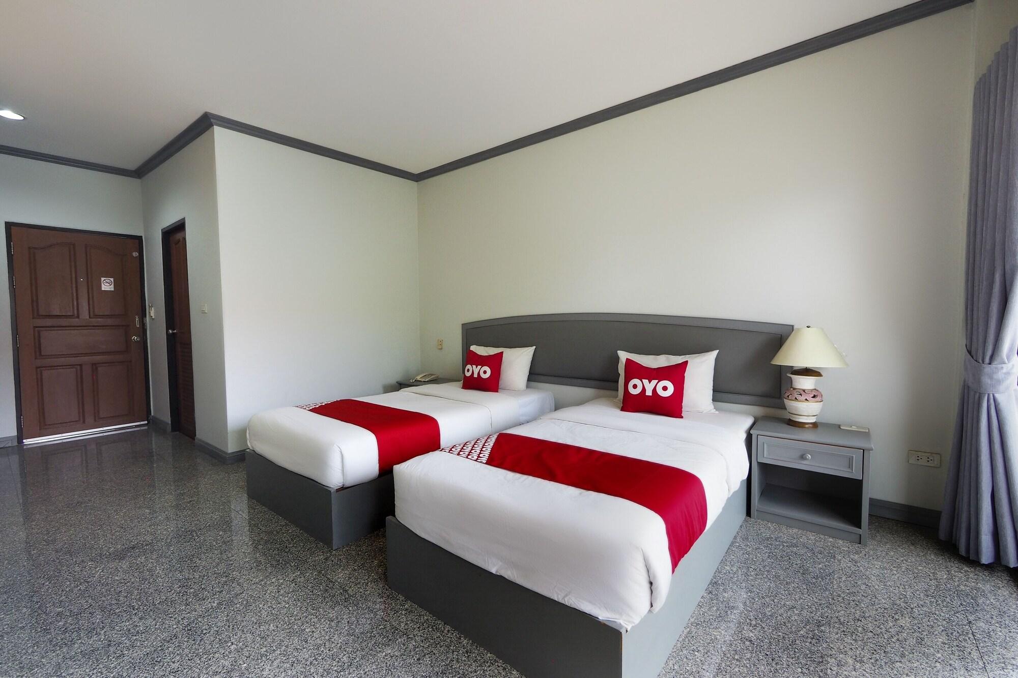 Oyo 859 Golden Land Hotel Chiang Rai Dış mekan fotoğraf