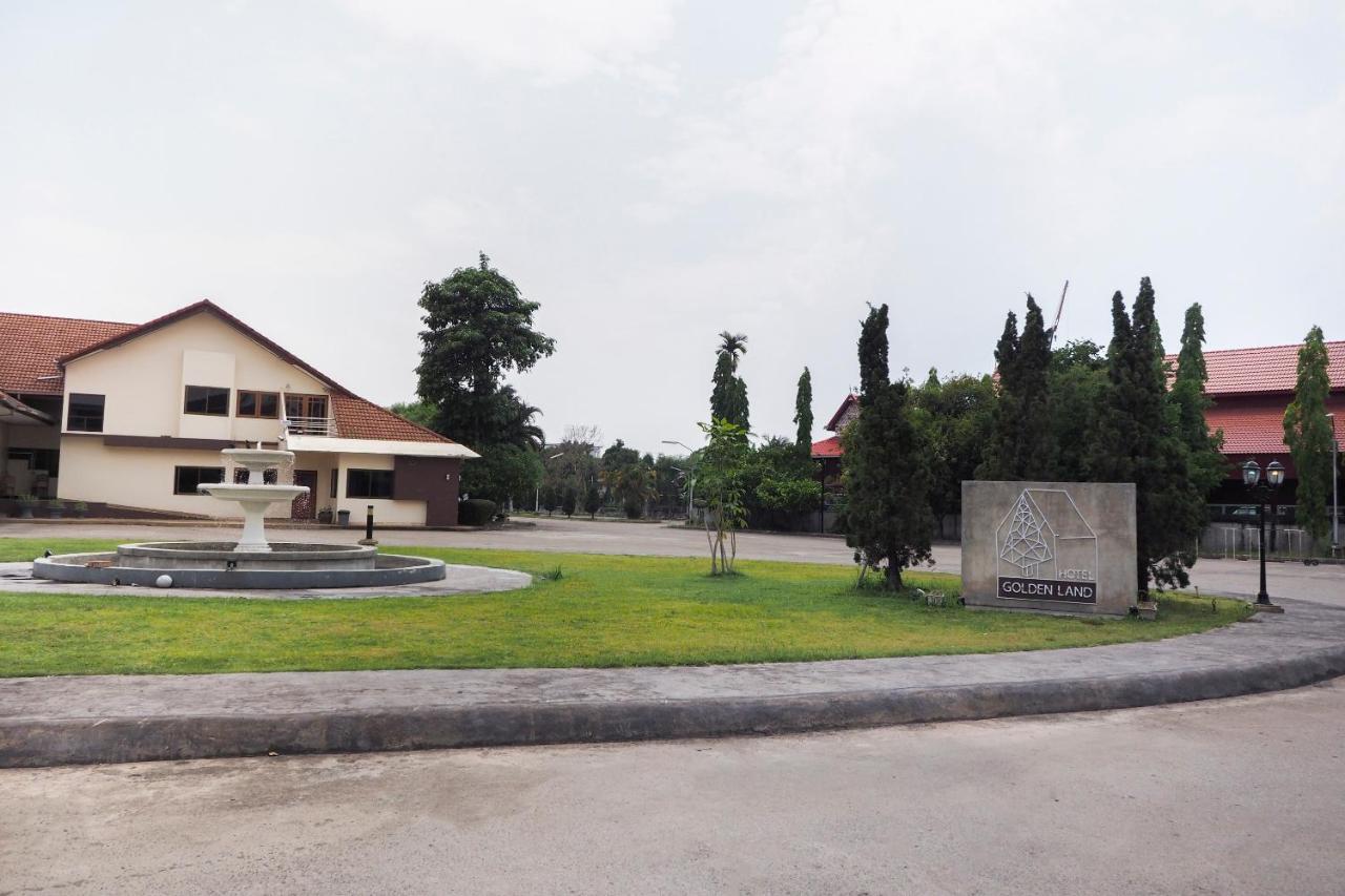 Oyo 859 Golden Land Hotel Chiang Rai Dış mekan fotoğraf